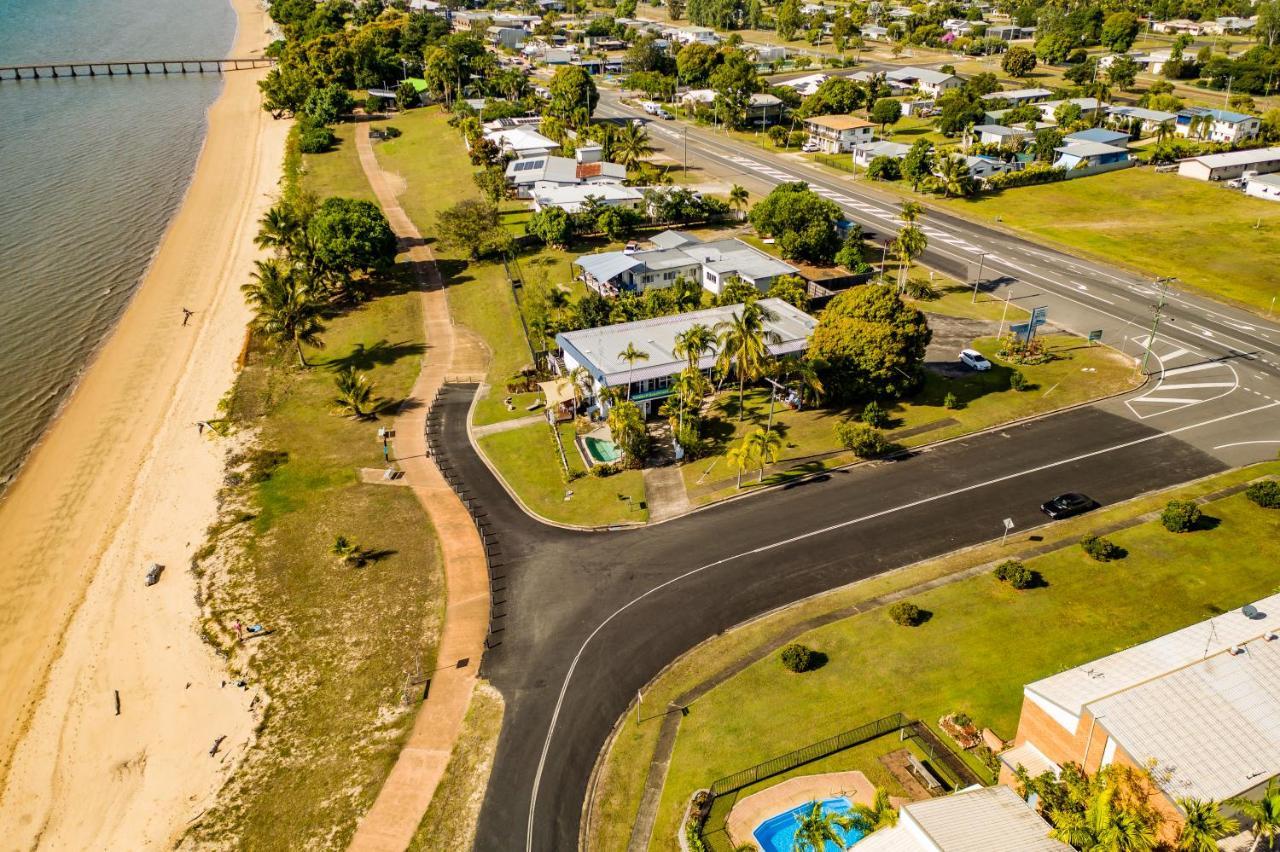 Cardwell Beachfront Motel Exterior photo